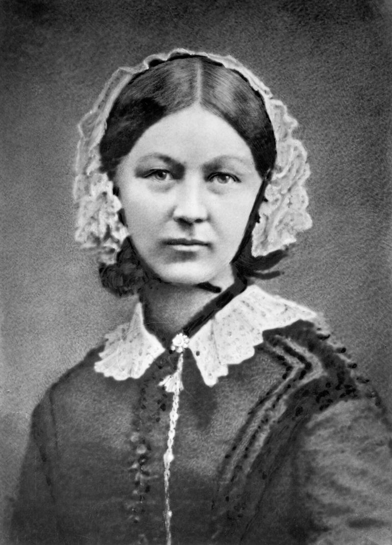 Nightingale facing the camera in a portrait by Henry Hering