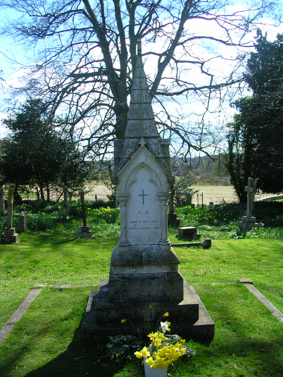 Tall memorial marking Nightingale’s family grave